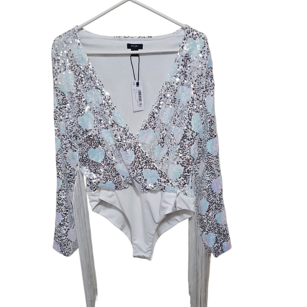 Nasty Gal Sequin Plunge V-Neck Bodysuit White & Silver Light Blue Hearts S10 NWT